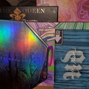 Get 2 Free - Lot of 7 Eyeshadow Palettes